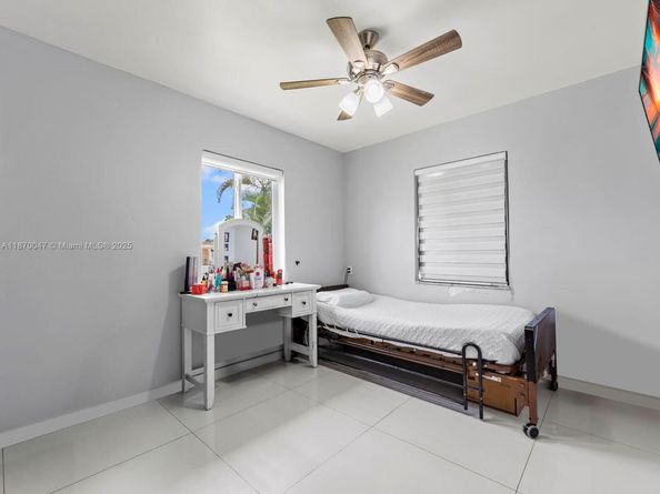 11350 SW 46th St, Miami FL 33165