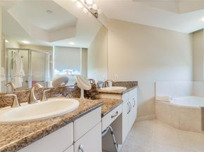 9751 E Bay Harbor Dr 8D, Bay Harbor Islands FL 33154