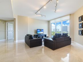 9751 E Bay Harbor Dr 8D, Bay Harbor Islands FL 33154
