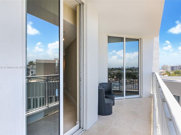 9751 E Bay Harbor Dr 8D, Bay Harbor Islands FL 33154