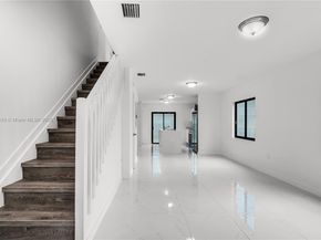 2969 NW 59 St 2, Miami FL 33142