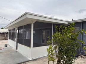 15860 102 Pl, Miami FL 33157