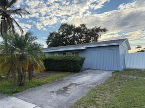 15860 102 Pl, Miami FL 33157