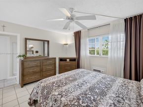 16901 NE 13th Ave 210, Miami FL 33162