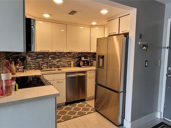3522 NE 171st St 104, North Miami Beach FL 33160