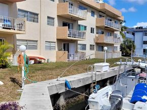 3522 NE 171st St 104, North Miami Beach FL 33160