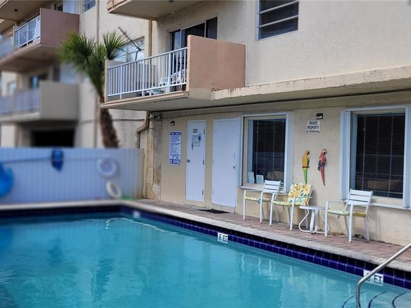 3522 NE 171st St 104, North Miami Beach FL 33160