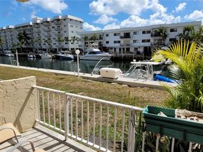 3522 NE 171st St 104, North Miami Beach FL 33160