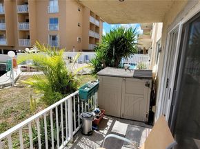 3522 NE 171st St 104, North Miami Beach FL 33160