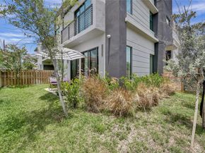 1617 NE 11th St 1, Fort Lauderdale FL 33304
