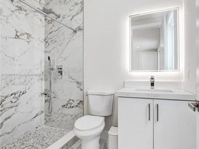 1617 NE 11th St 1, Fort Lauderdale FL 33304