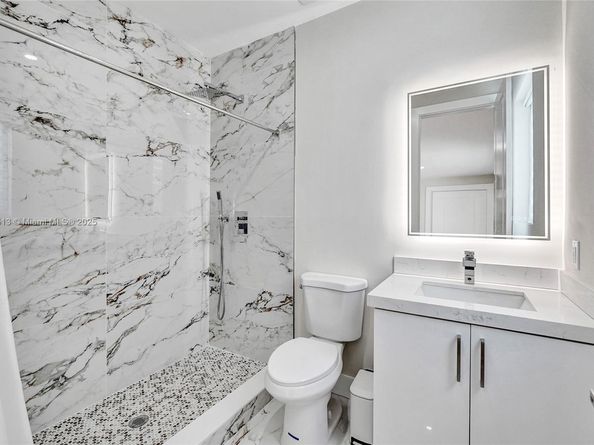 1617 NE 11th St 1, Fort Lauderdale FL 33304