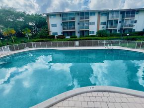 16901 NE 13th Ave 309, Miami FL 33162