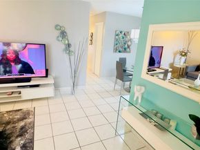 16901 NE 13th Ave 309, Miami FL 33162