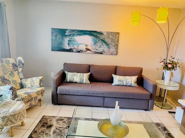 16901 NE 13th Ave 309, Miami FL 33162