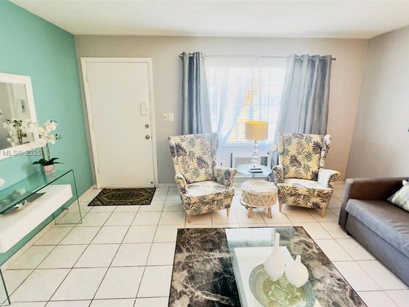 16901 NE 13th Ave 309, Miami FL 33162