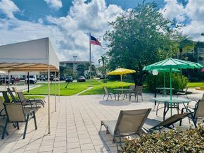16901 NE 13th Ave 309, Miami FL 33162