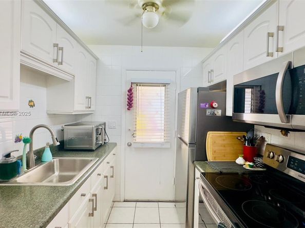 16901 NE 13th Ave 309, Miami FL 33162