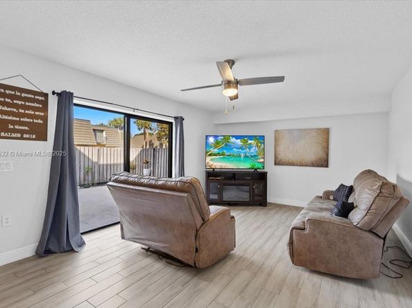 4517 45th Way, West Palm Beach FL 33407