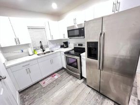 1741 NW 68th Ter, Miami FL 33147