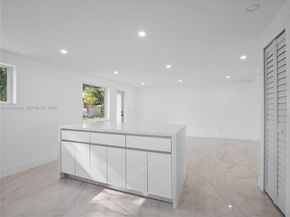 540 Harem Ave, Opa-Locka FL 33054