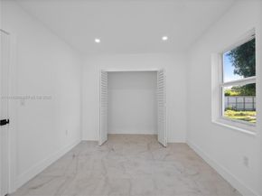 540 Harem Ave, Opa-Locka FL 33054