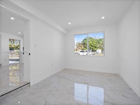 540 Harem Ave, Opa-Locka FL 33054