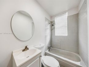 1648 NW 33rd St, Miami FL 33142