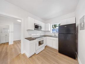 1648 NW 33rd St, Miami FL 33142