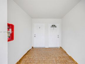 1648 NW 33rd St, Miami FL 33142