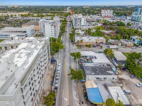 1648 NW 33rd St, Miami FL 33142