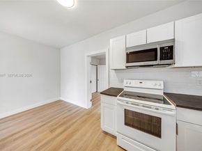 1648 NW 33rd St, Miami FL 33142