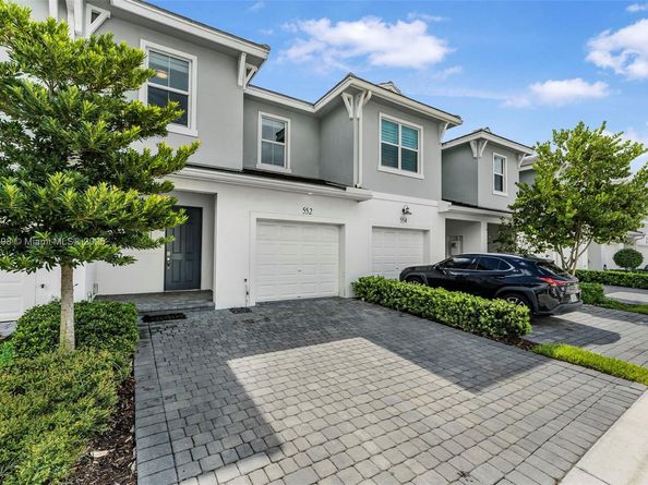 552 Parsons Way, Deerfield Beach FL 33442