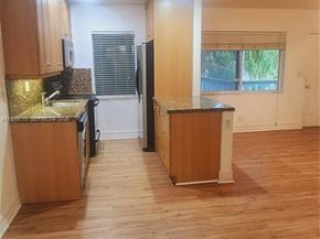 1423 Holly Heights Dr 17, Fort Lauderdale FL 33304