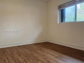 1423 Holly Heights Dr 17, Fort Lauderdale FL 33304