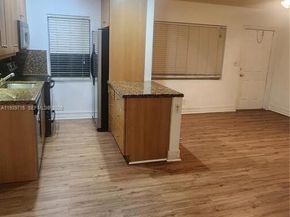 1423 Holly Heights Dr 17, Fort Lauderdale FL 33304