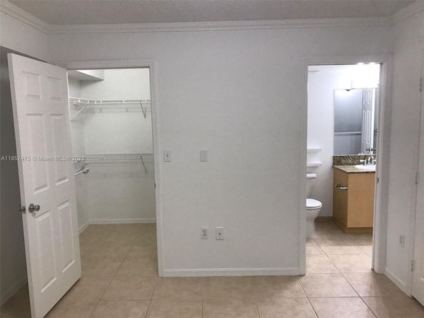 2821 NE 185th St 408, Aventura FL 33180