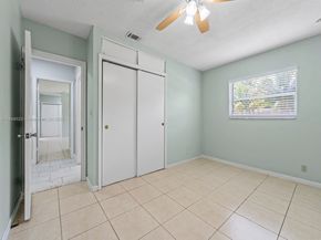 6572 SW 8th Ct, North Lauderdale FL 33068