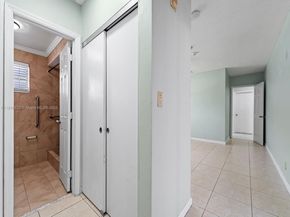 6572 SW 8th Ct, North Lauderdale FL 33068