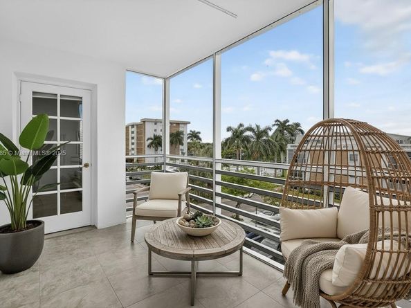 3050 NE 16th Ave 407, Oakland Park FL 33334