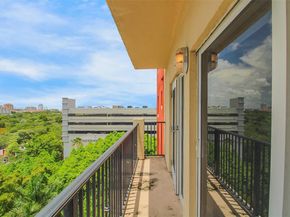 3410 Coral Way 904, Miami FL 33145