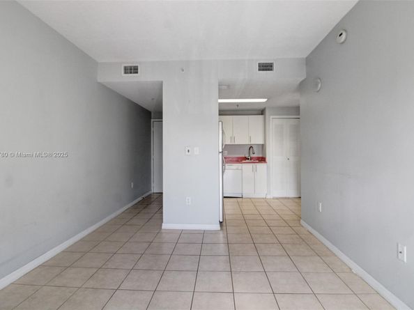 3410 Coral Way 904, Miami FL 33145
