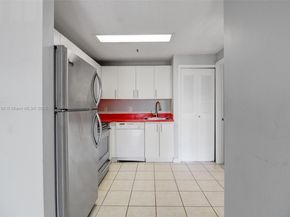 3410 Coral Way 904, Miami FL 33145