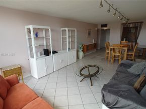 2101 Atlantic Shores Blvd 415, Hallandale Beach FL 33009