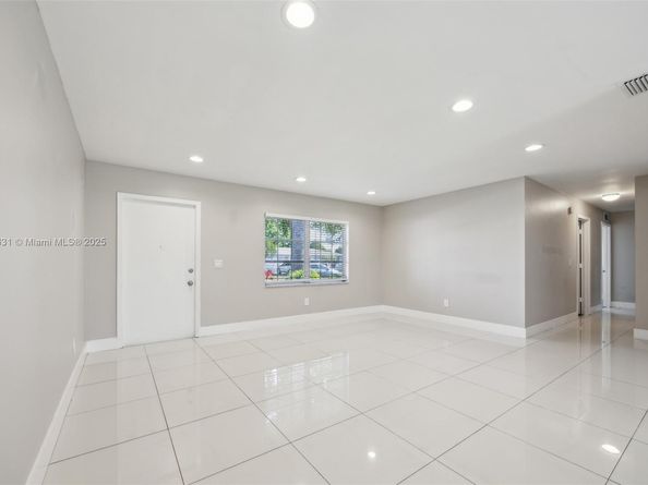 10850 Eureka St, Boca Raton FL 33428