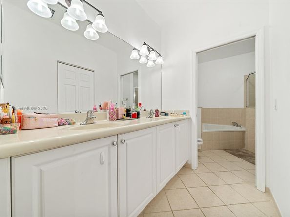 23713 SW 115th Ave, Homestead FL 33032