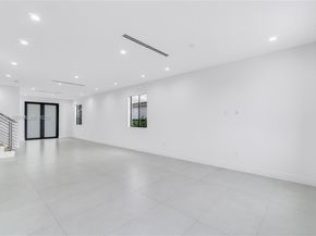 6535 SW 26th St, Miami FL 33155