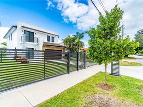 6535 SW 26th St, Miami FL 33155