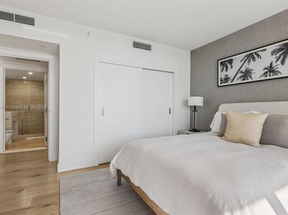 102 24th St 1440, Miami Beach FL 33139