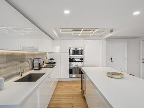 102 24th St 1440, Miami Beach FL 33139